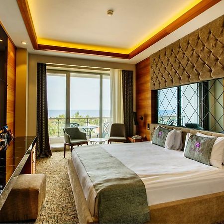 Malpas Hotel Agios Epiktitos Екстериор снимка