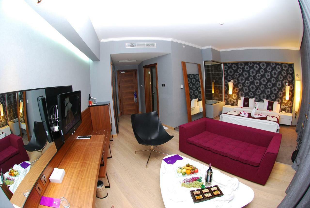Malpas Hotel Agios Epiktitos Екстериор снимка