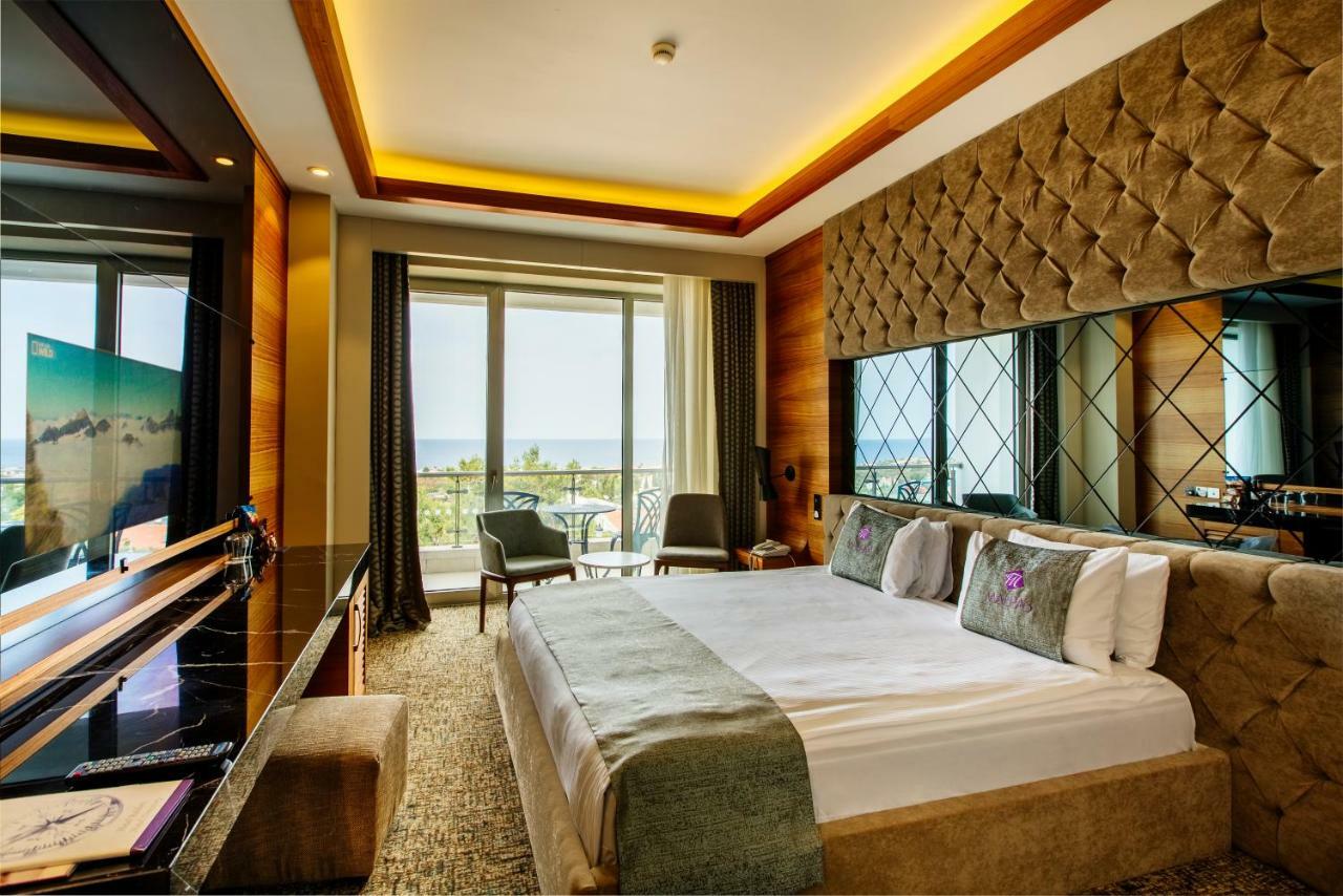 Malpas Hotel Agios Epiktitos Екстериор снимка