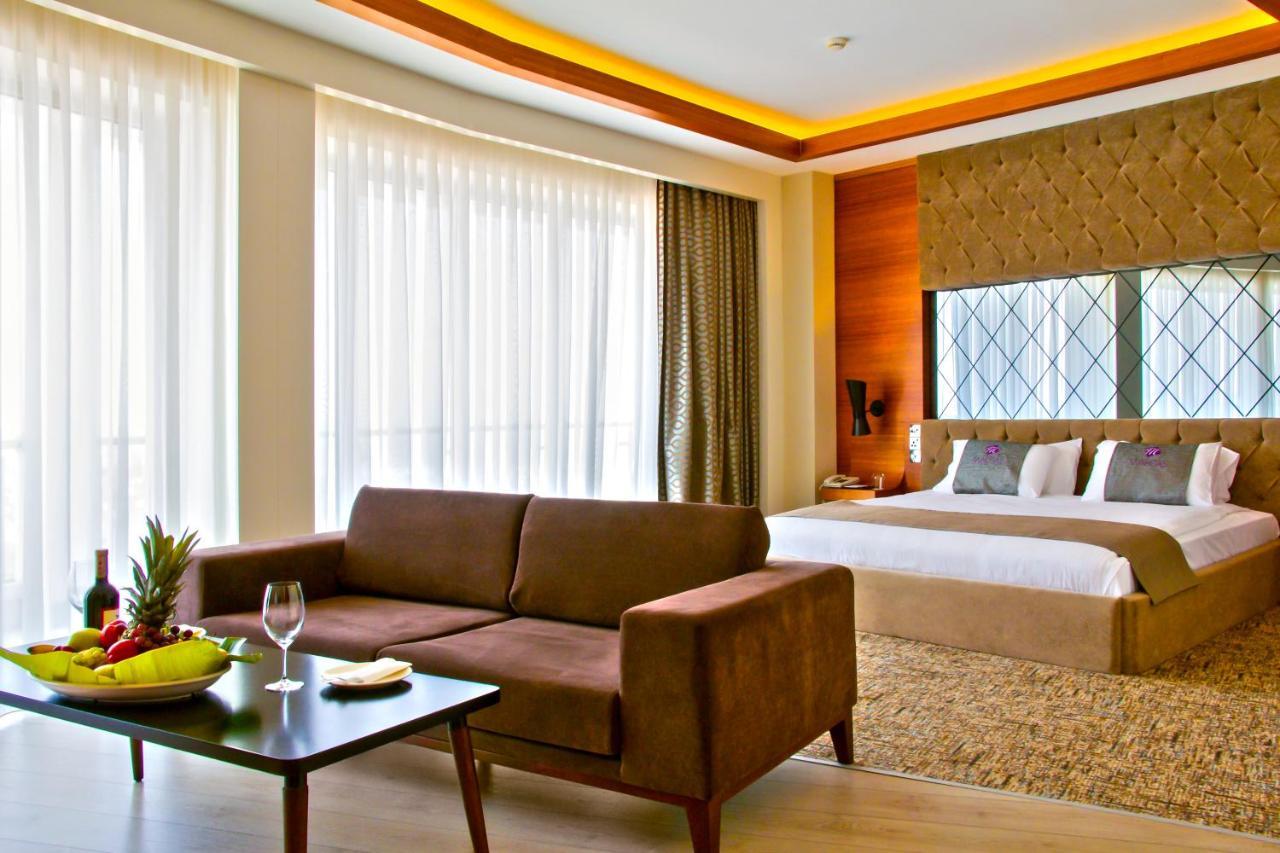 Malpas Hotel Agios Epiktitos Екстериор снимка